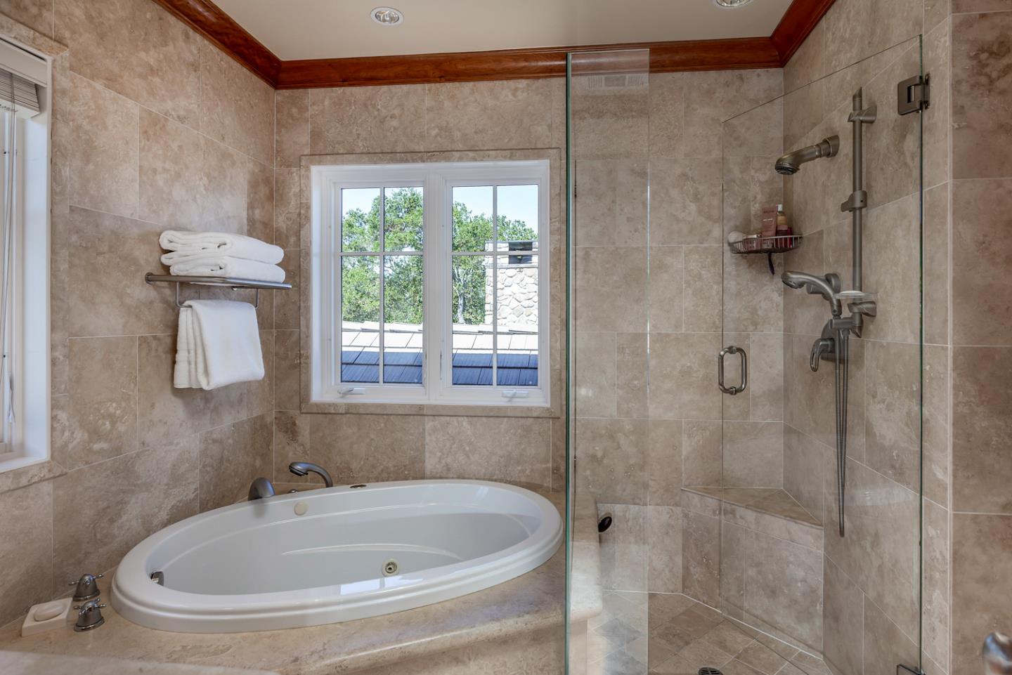 Detail Gallery Image 28 of 59 For 1 Redberry Rdg, Portola Valley,  CA 94028 - 5 Beds | 6/2 Baths