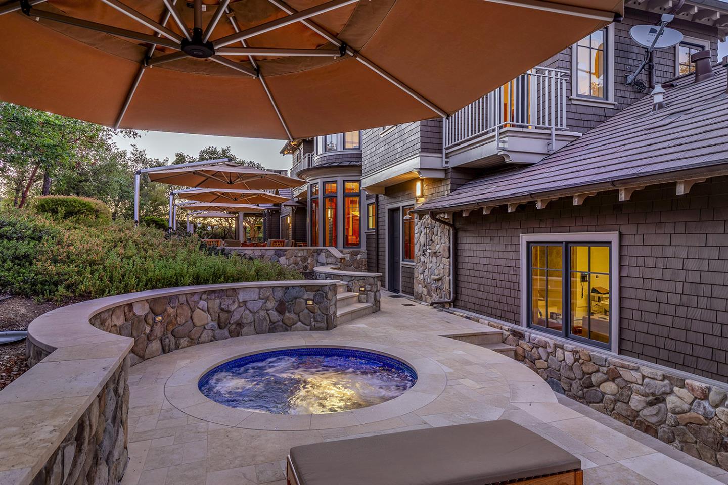 Detail Gallery Image 49 of 59 For 1 Redberry Rdg, Portola Valley,  CA 94028 - 5 Beds | 6/2 Baths