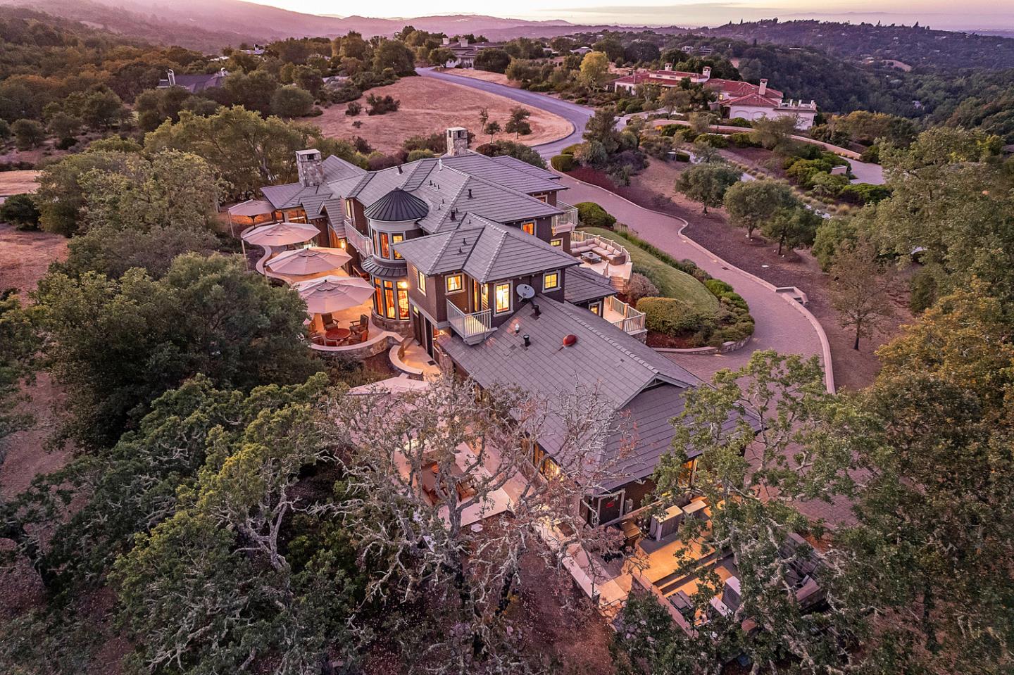 Detail Gallery Image 56 of 59 For 1 Redberry Rdg, Portola Valley,  CA 94028 - 5 Beds | 6/2 Baths