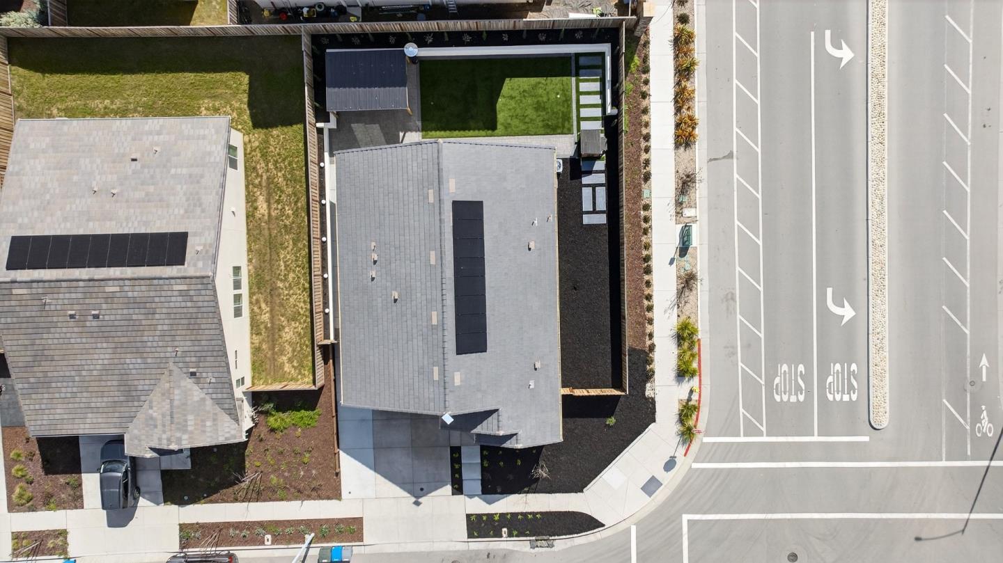 Detail Gallery Image 24 of 31 For 2001 Marigold St, Hollister,  CA 95023 - 3 Beds | 2 Baths