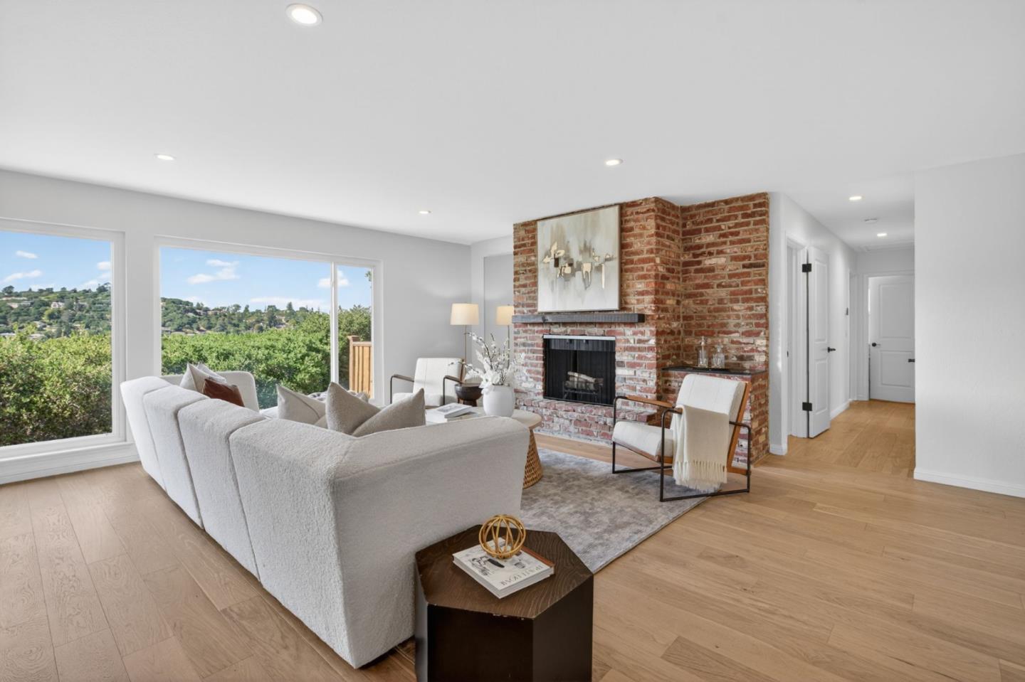 Detail Gallery Image 19 of 86 For 1604 El Verano Way, Belmont,  CA 94002 - 4 Beds | 3 Baths