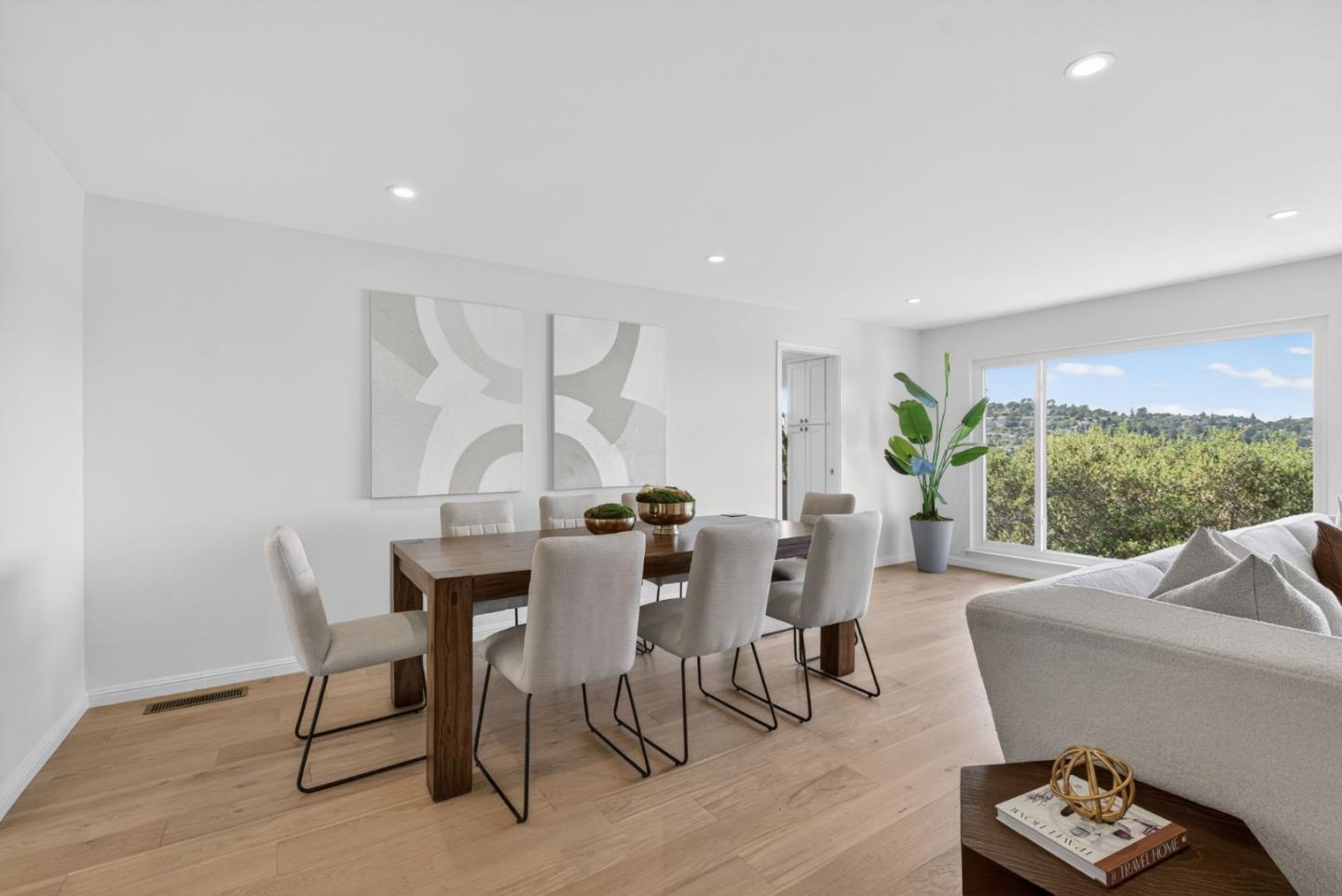 Detail Gallery Image 21 of 86 For 1604 El Verano Way, Belmont,  CA 94002 - 4 Beds | 3 Baths