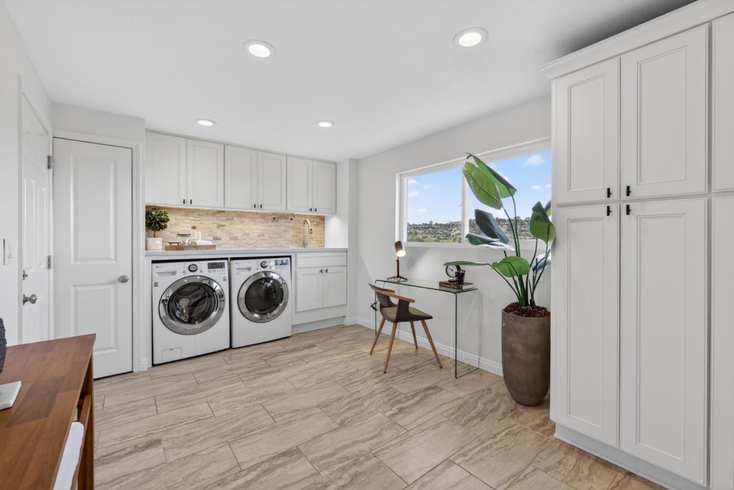 Detail Gallery Image 23 of 86 For 1604 El Verano Way, Belmont,  CA 94002 - 4 Beds | 3 Baths