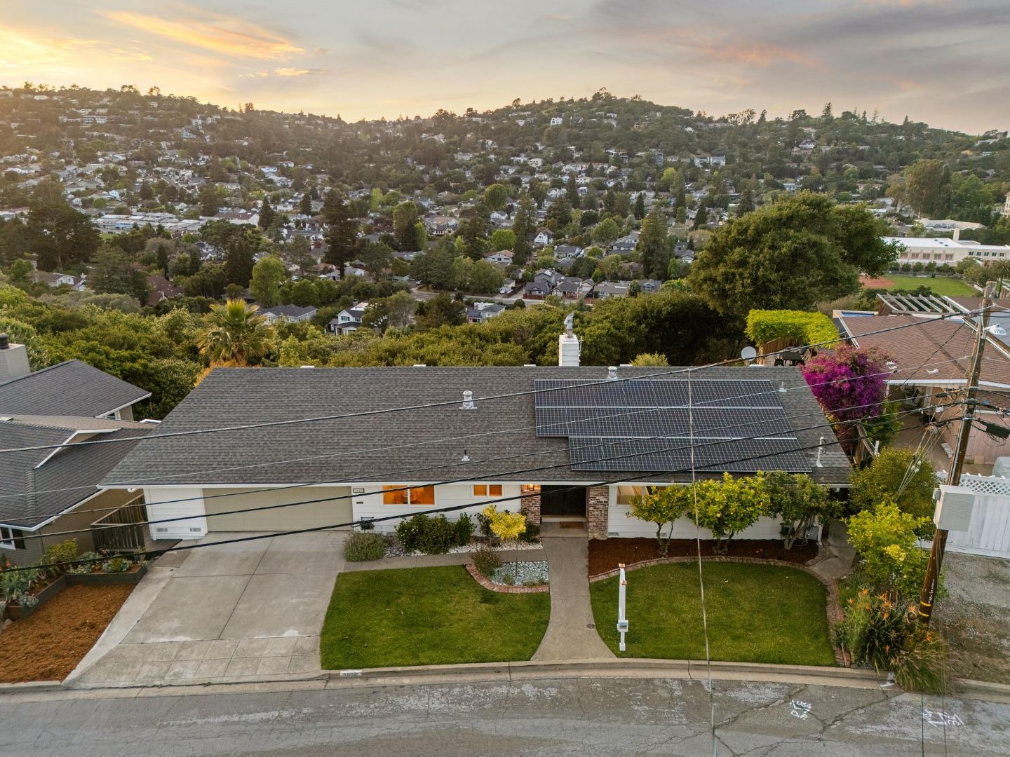 1604 El Verano Way, Belmont, CA, 94002