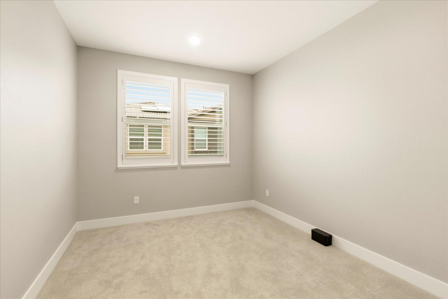 Detail Gallery Image 23 of 41 For 922 Loyola Ln, Morgan Hill,  CA 95037 - 4 Beds | 3/1 Baths