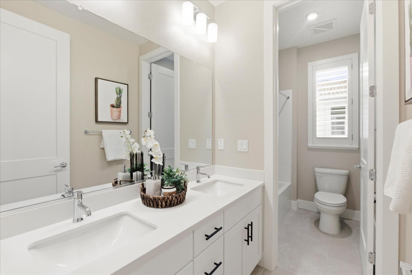 Detail Gallery Image 24 of 41 For 922 Loyola Ln, Morgan Hill,  CA 95037 - 4 Beds | 3/1 Baths