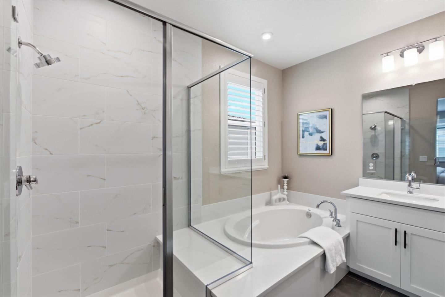 Detail Gallery Image 28 of 41 For 922 Loyola Ln, Morgan Hill,  CA 95037 - 4 Beds | 3/1 Baths