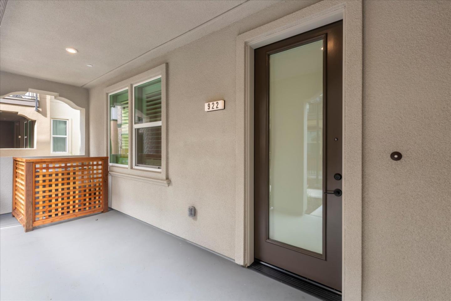 Detail Gallery Image 3 of 41 For 922 Loyola Ln, Morgan Hill,  CA 95037 - 4 Beds | 3/1 Baths