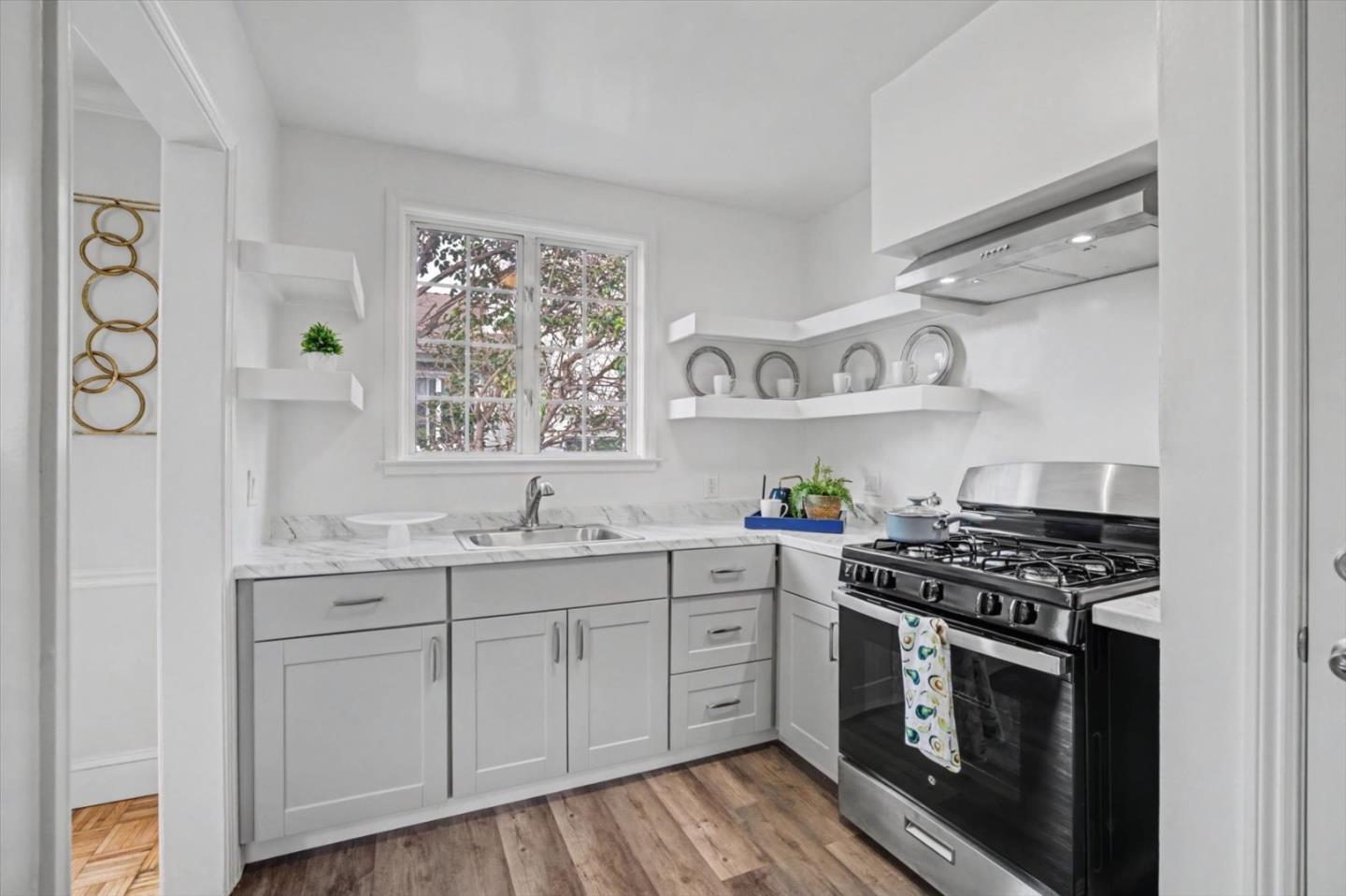 Detail Gallery Image 24 of 29 For 115 N Kingston St, San Mateo,  CA 94401 - – Beds | – Baths