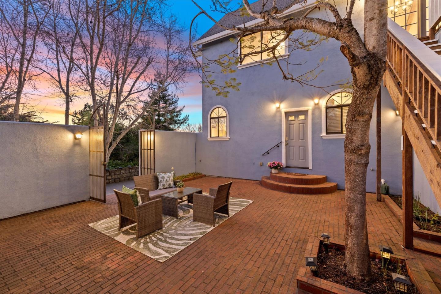 Detail Gallery Image 3 of 80 For 19350 El Cerro, Aromas,  CA 95004 - 4 Beds | 3 Baths