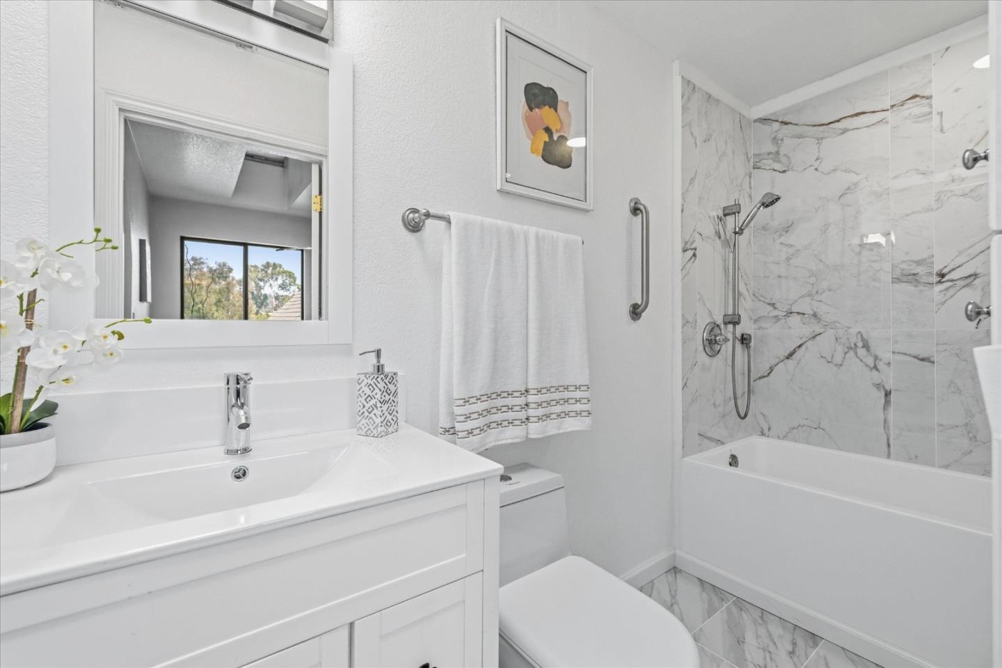 Detail Gallery Image 34 of 80 For 19350 El Cerro, Aromas,  CA 95004 - 4 Beds | 3 Baths