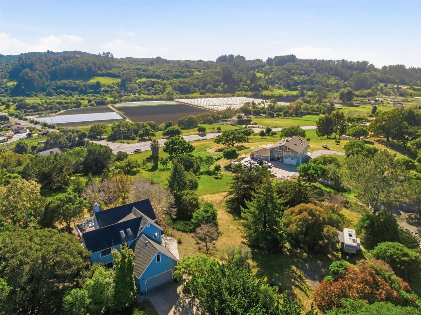 Detail Gallery Image 70 of 80 For 19350 El Cerro, Aromas,  CA 95004 - 4 Beds | 3 Baths