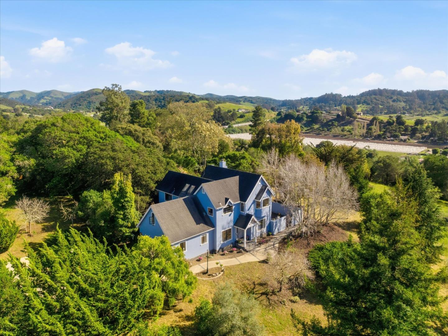 Detail Gallery Image 75 of 80 For 19350 El Cerro, Aromas,  CA 95004 - 4 Beds | 3 Baths