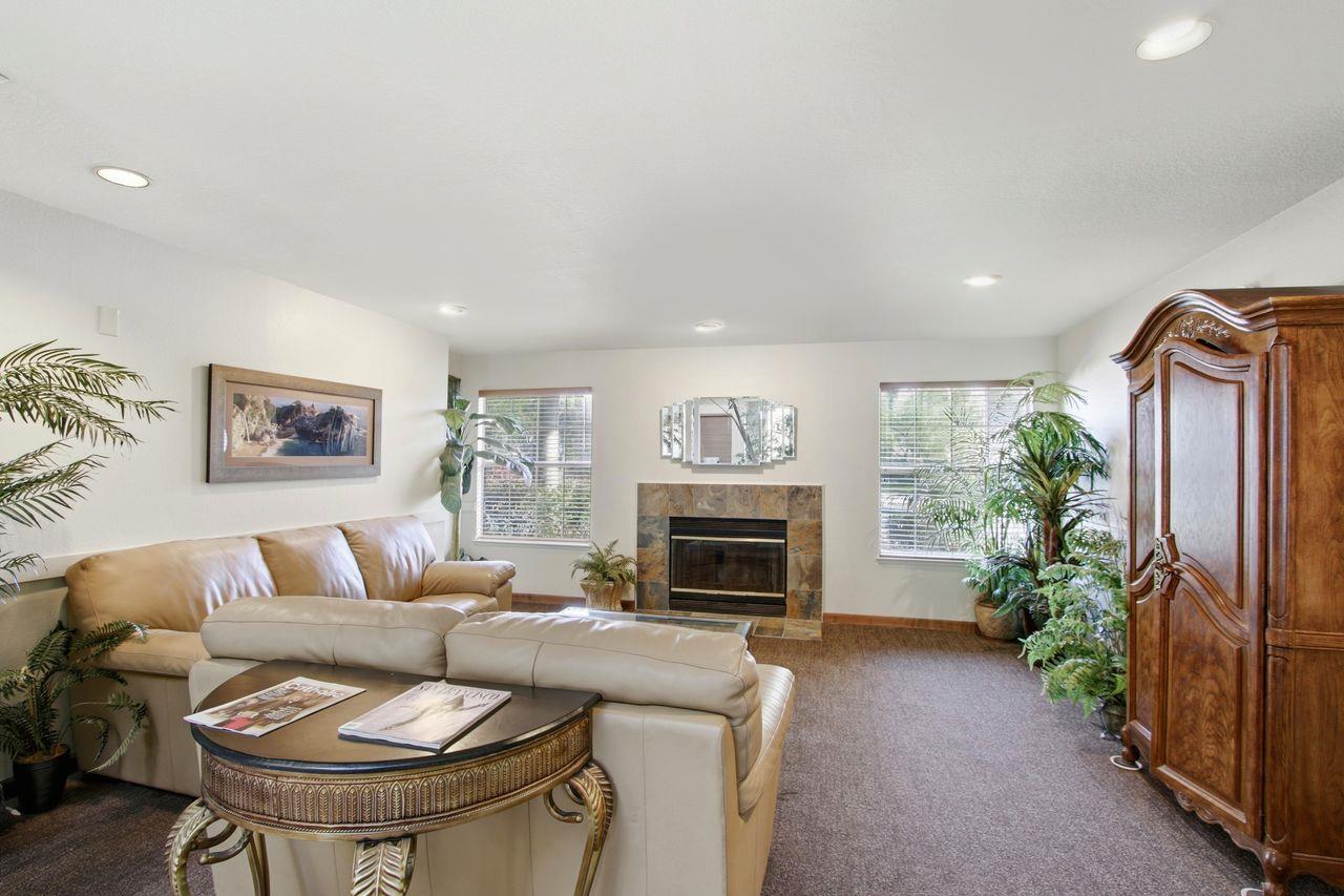 Detail Gallery Image 31 of 41 For 918 Owens Lake Dr, San Jose,  CA 95123 - 2 Beds | 1 Baths