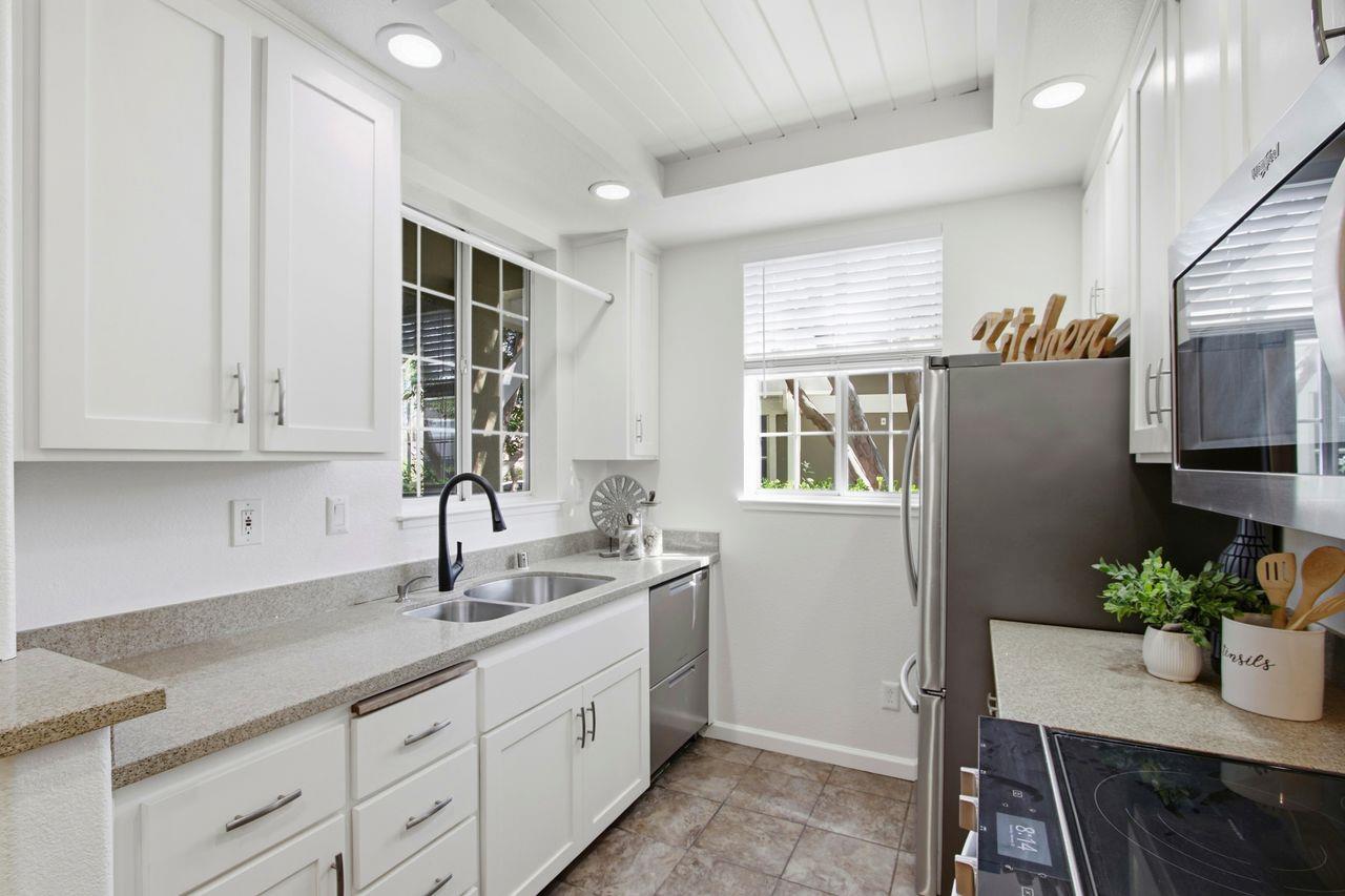 Detail Gallery Image 7 of 41 For 918 Owens Lake Dr, San Jose,  CA 95123 - 2 Beds | 1 Baths