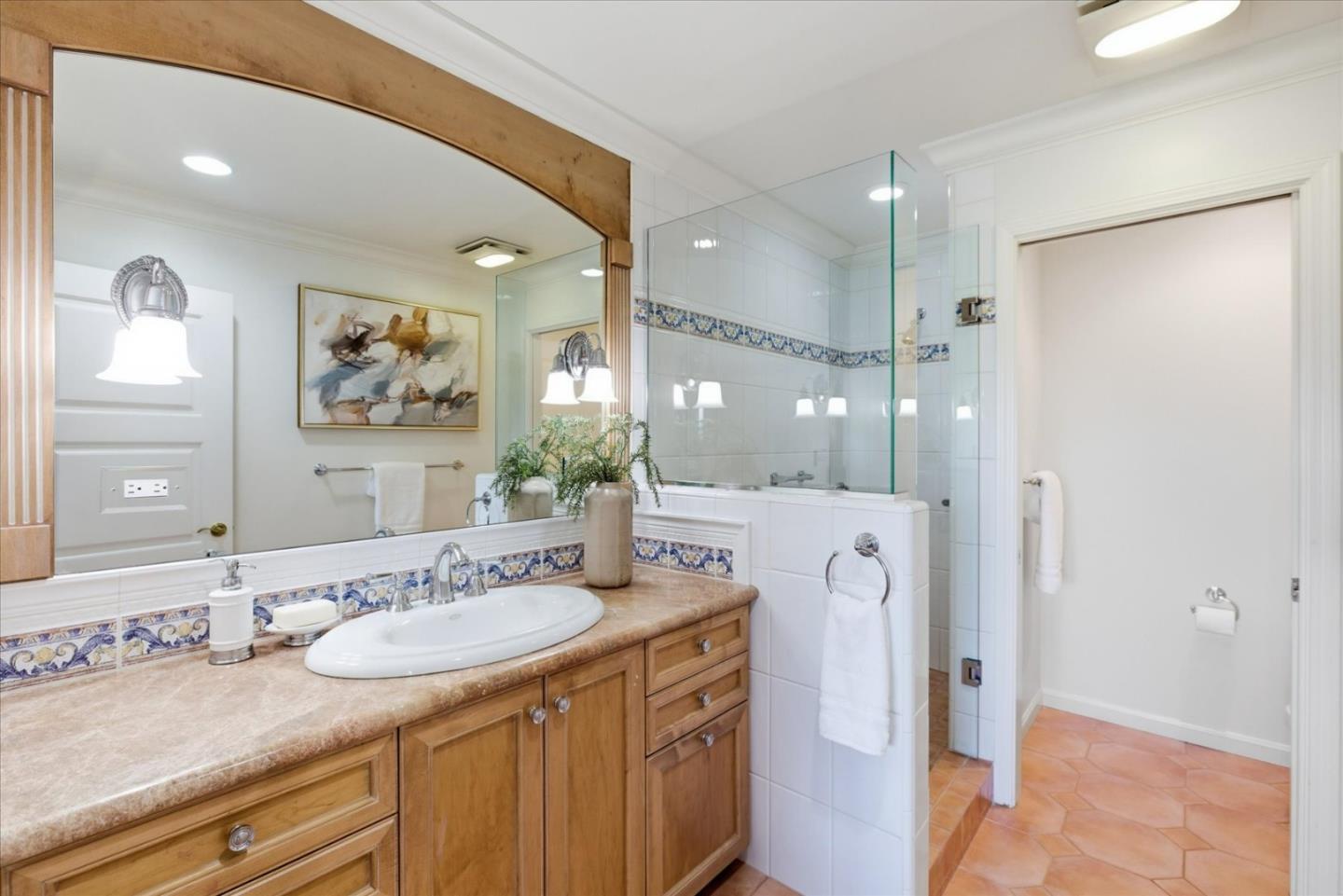 Detail Gallery Image 20 of 30 For 206 Sand Hill Cir, Menlo Park,  CA 94025 - 3 Beds | 2/1 Baths