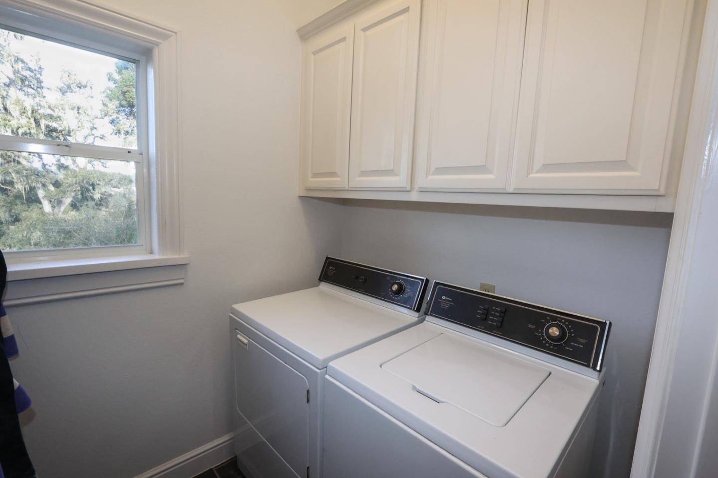 Detail Gallery Image 17 of 29 For 627 Loma Prieta Dr, Aptos,  CA 95003 - 3 Beds | 2/1 Baths