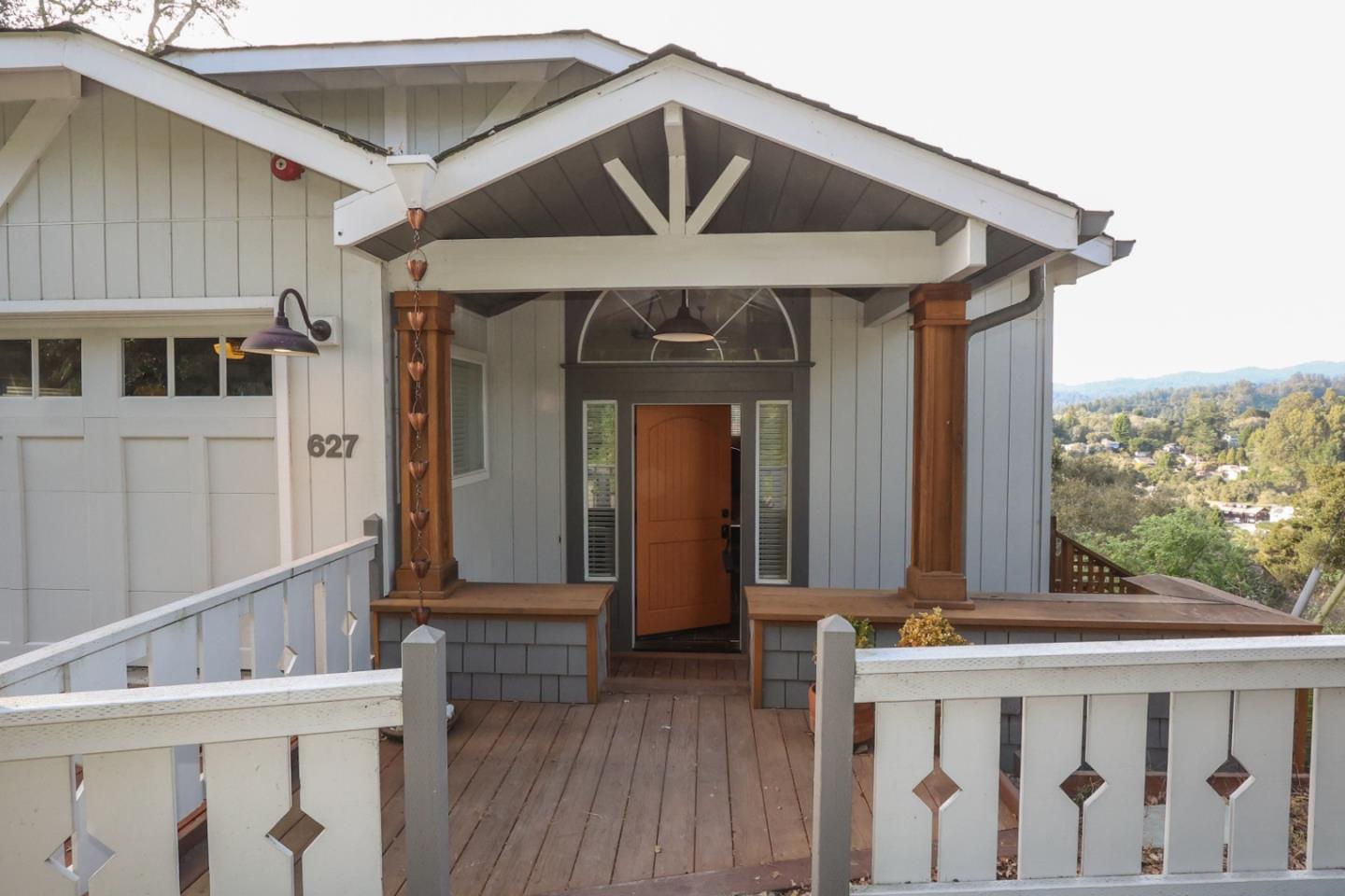 Detail Gallery Image 3 of 29 For 627 Loma Prieta Dr, Aptos,  CA 95003 - 3 Beds | 2/1 Baths