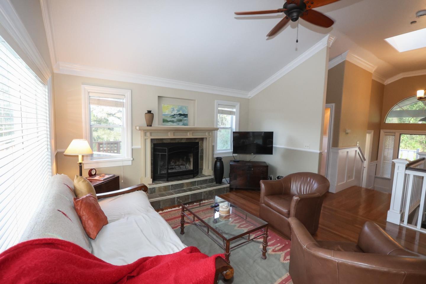 Detail Gallery Image 5 of 29 For 627 Loma Prieta Dr, Aptos,  CA 95003 - 3 Beds | 2/1 Baths