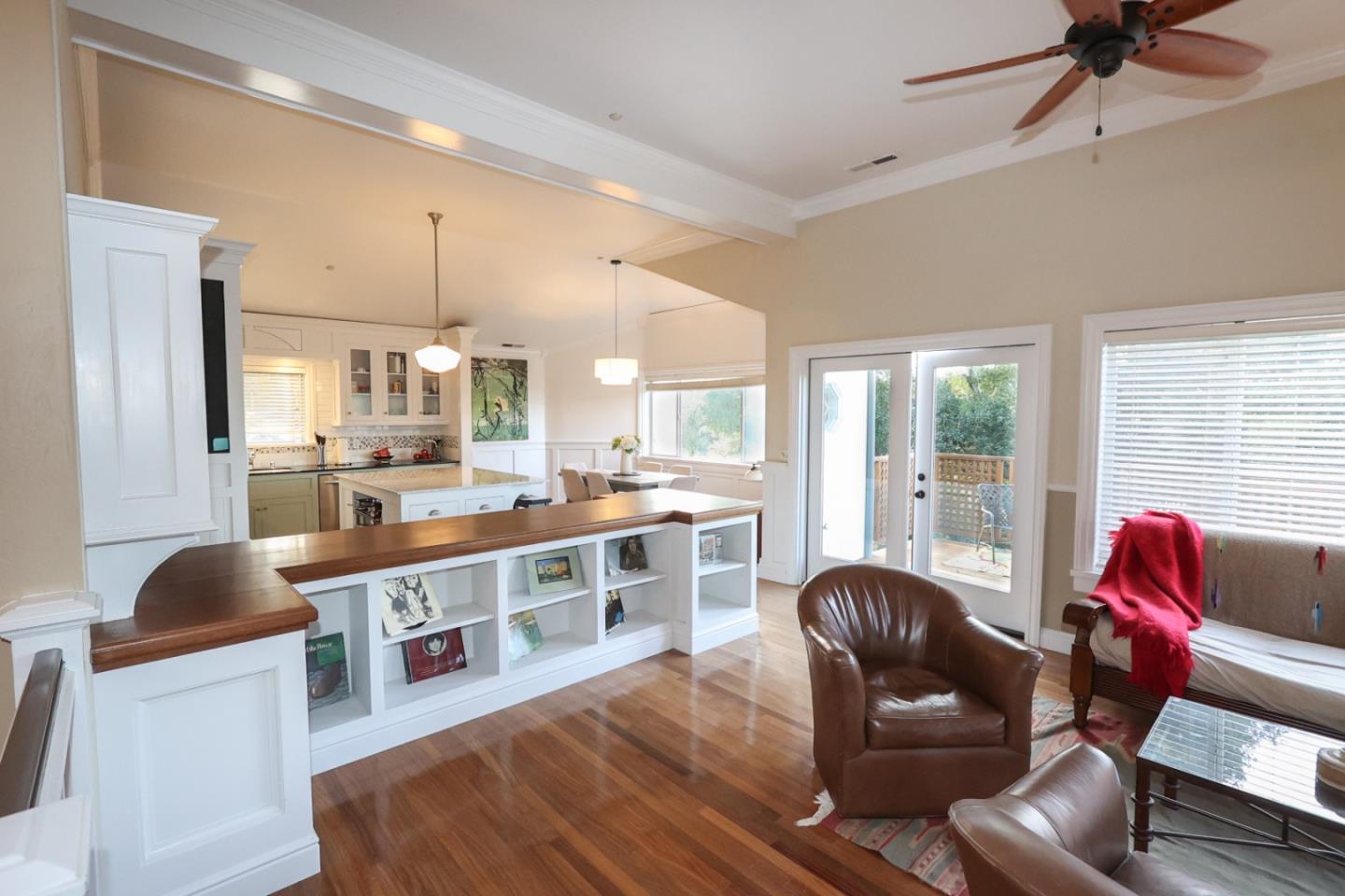 Detail Gallery Image 6 of 29 For 627 Loma Prieta Dr, Aptos,  CA 95003 - 3 Beds | 2/1 Baths