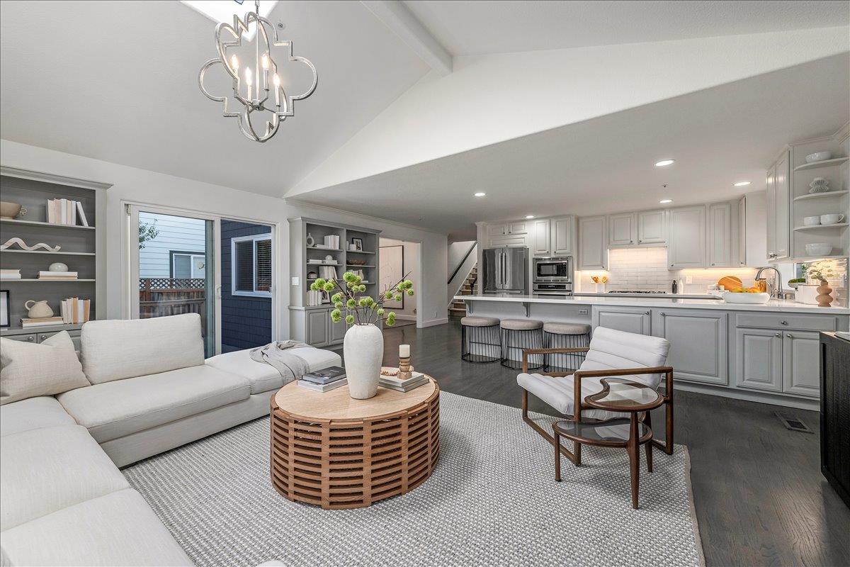 Detail Gallery Image 12 of 31 For 1354 Sherman Ave, Menlo Park,  CA 94025 - 5 Beds | 4 Baths