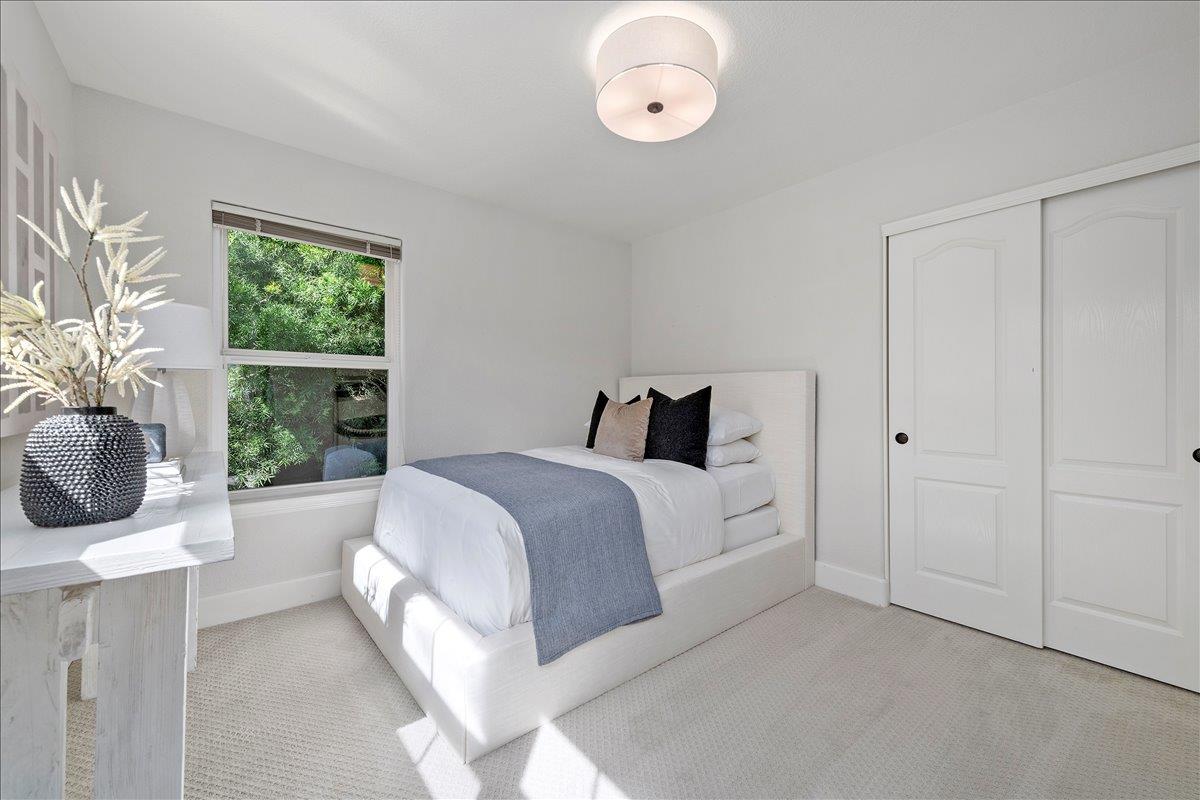 Detail Gallery Image 17 of 31 For 1354 Sherman Ave, Menlo Park,  CA 94025 - 5 Beds | 4 Baths