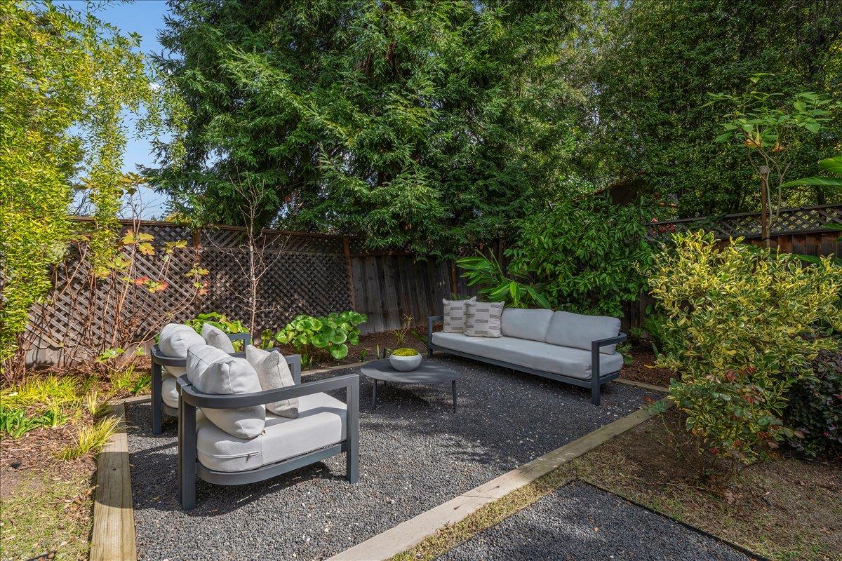 Detail Gallery Image 29 of 31 For 1354 Sherman Ave, Menlo Park,  CA 94025 - 5 Beds | 4 Baths