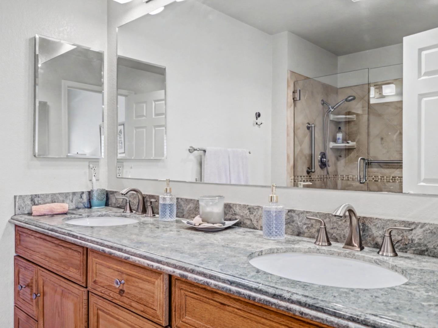 Photo #20: ML82036800 Listing: Photo #20