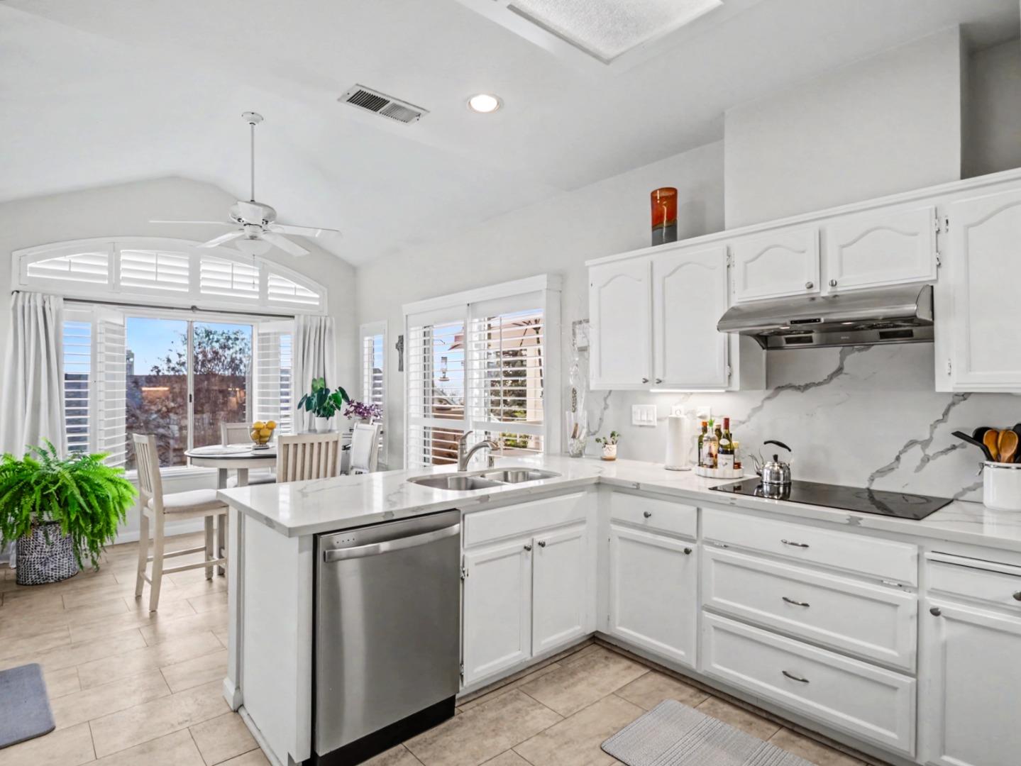 Photo #8: ML82036800 Listing: Photo #8