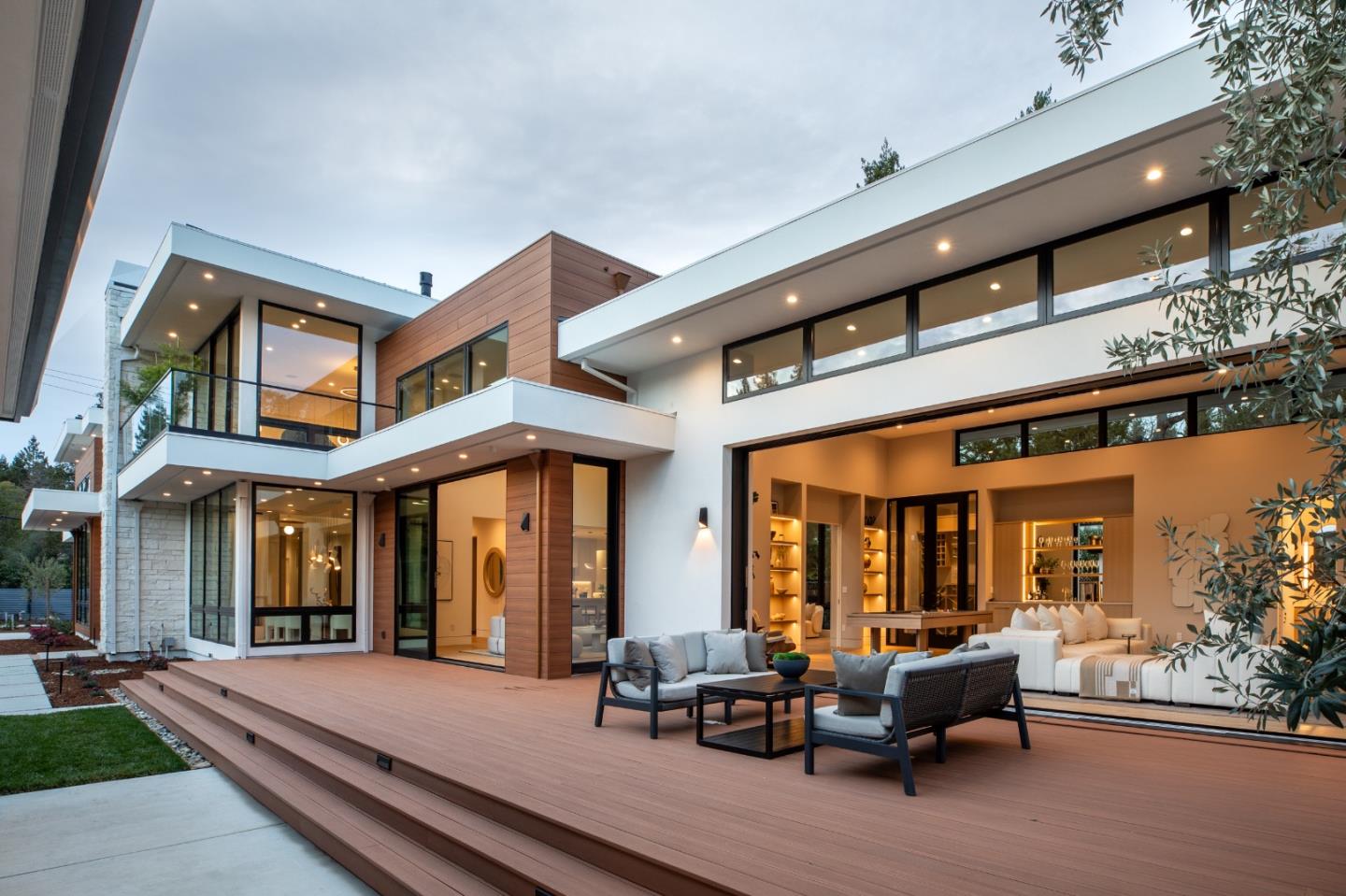 Detail Gallery Image 14 of 39 For 167 Almendral Ave, Atherton,  CA 94027 - 8 Beds | 7/1 Baths