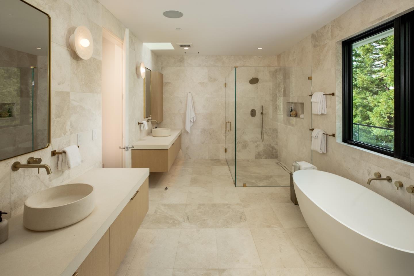 Detail Gallery Image 20 of 39 For 167 Almendral Ave, Atherton,  CA 94027 - 8 Beds | 7/1 Baths