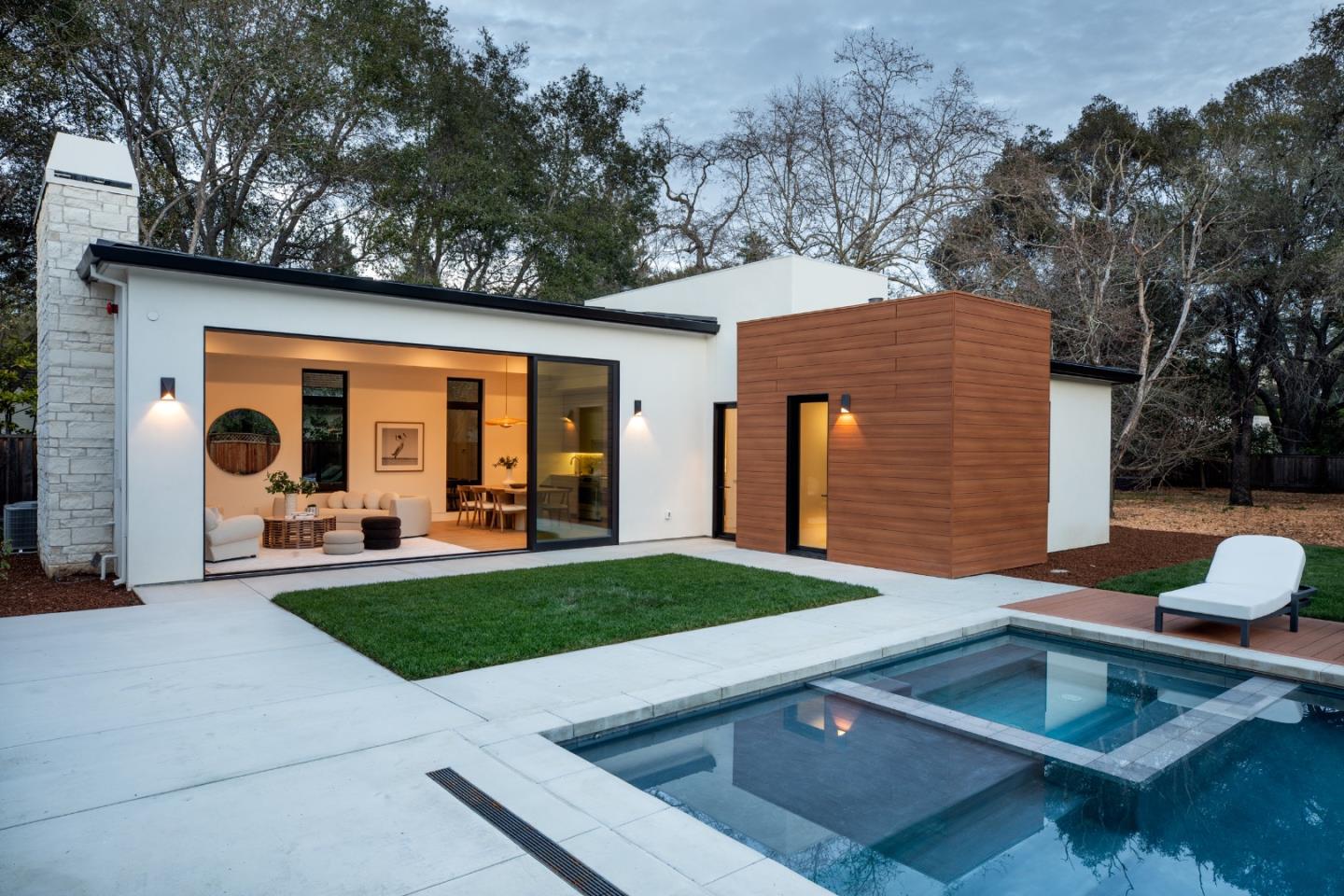 Detail Gallery Image 24 of 39 For 167 Almendral Ave, Atherton,  CA 94027 - 8 Beds | 7/1 Baths