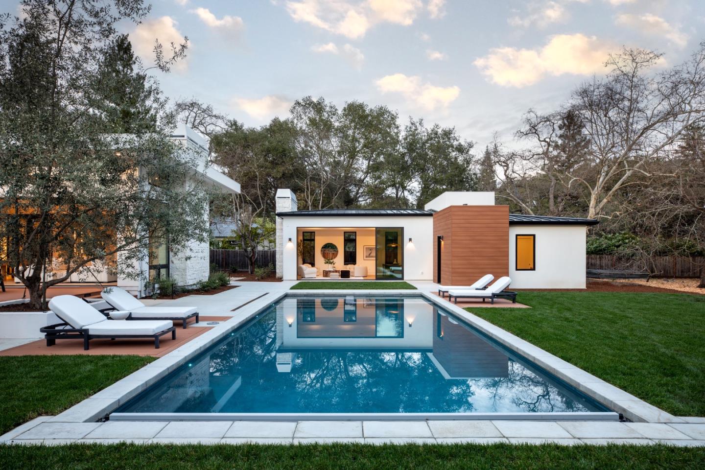 Detail Gallery Image 37 of 39 For 167 Almendral Ave, Atherton,  CA 94027 - 8 Beds | 7/1 Baths