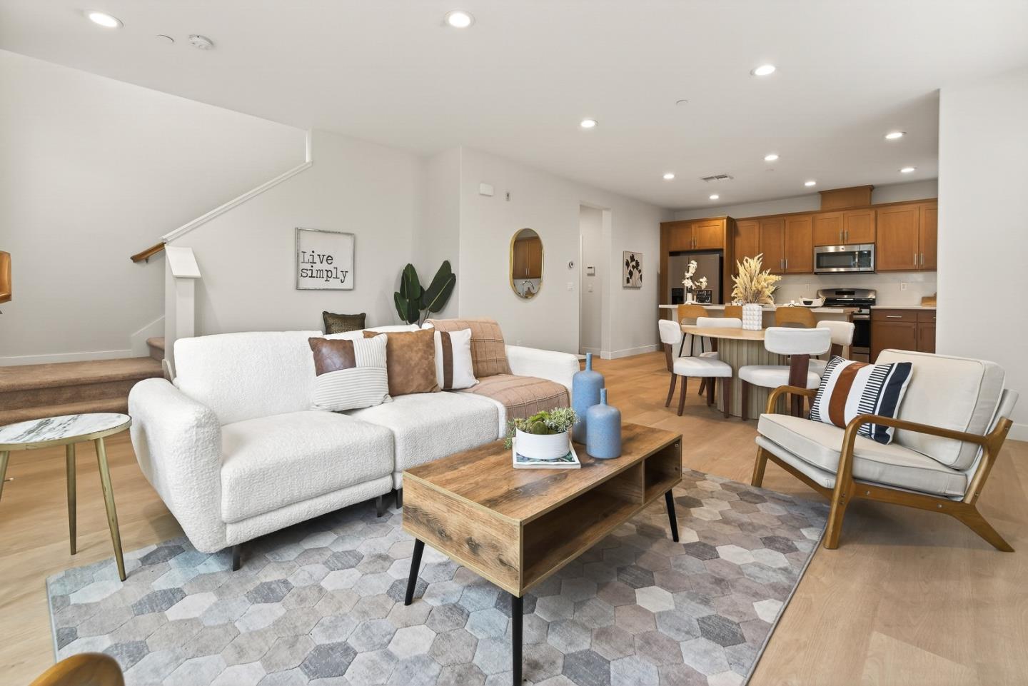 Detail Gallery Image 2 of 65 For 17106 Saint Brendan Loop, Morgan Hill,  CA 95037 - 3 Beds | 2/1 Baths