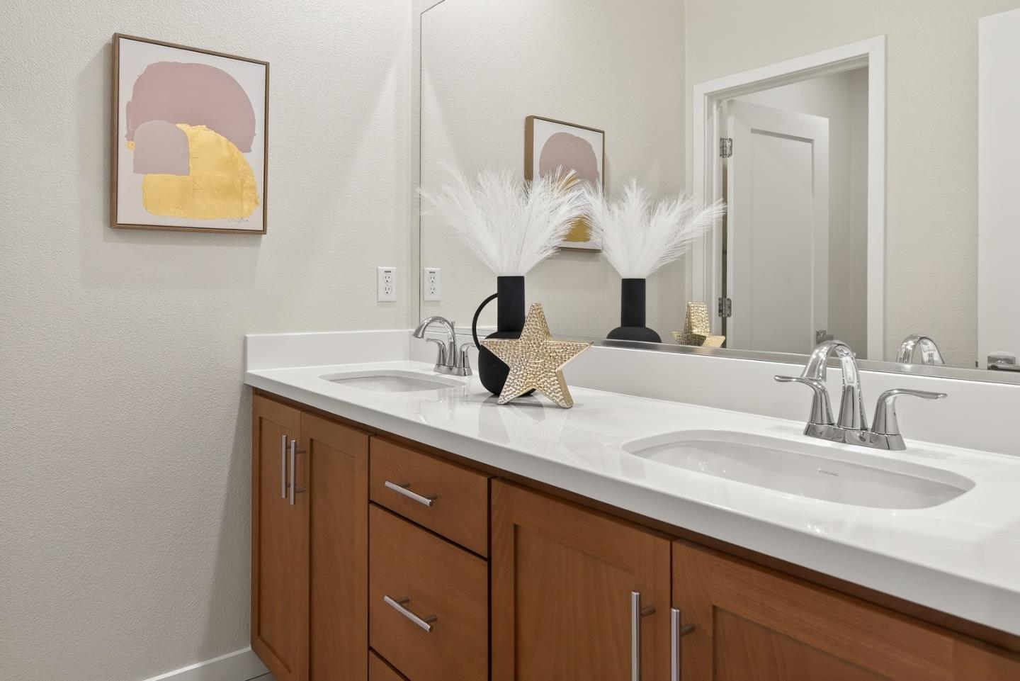 Detail Gallery Image 35 of 65 For 17106 Saint Brendan Loop, Morgan Hill,  CA 95037 - 3 Beds | 2/1 Baths
