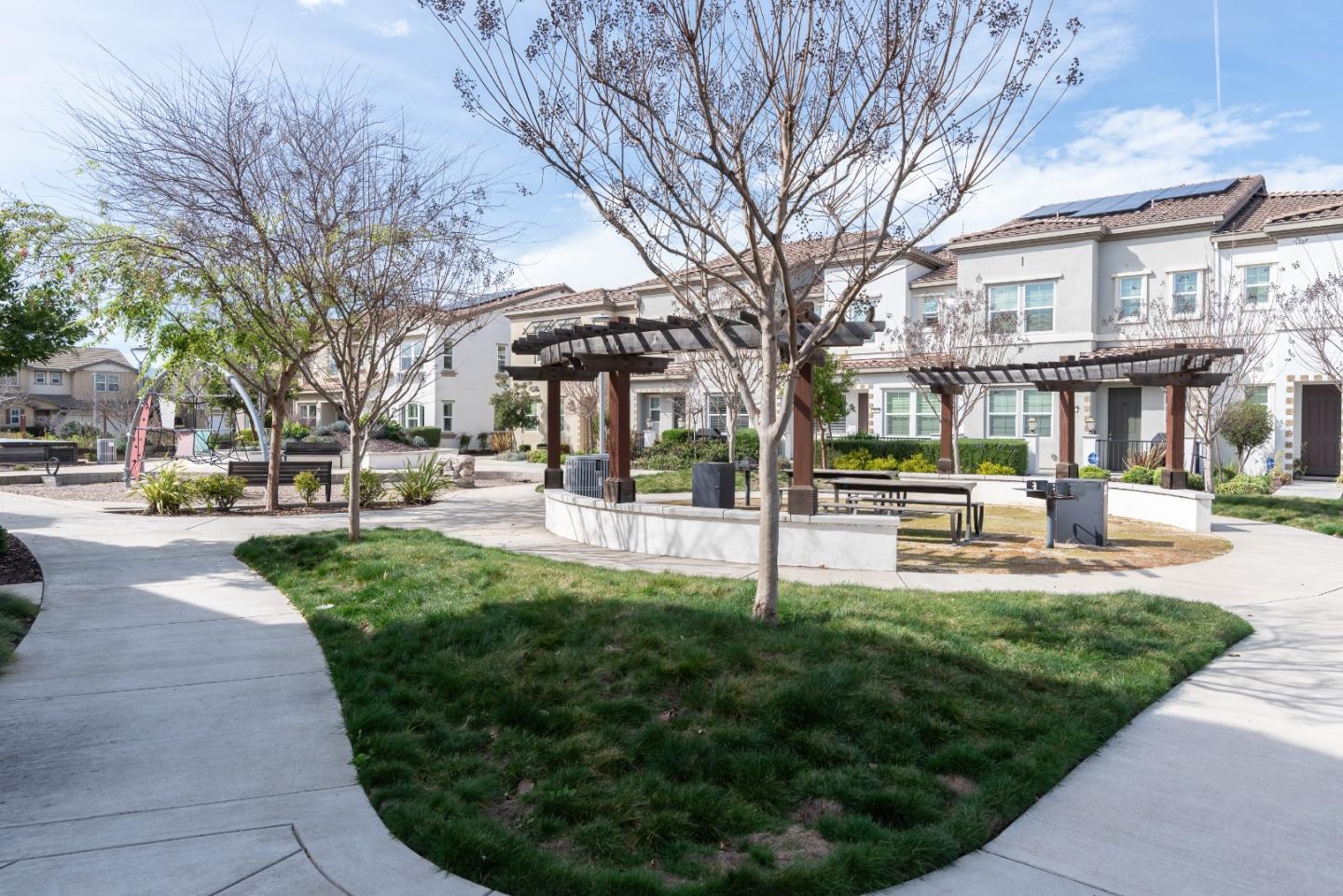 Detail Gallery Image 45 of 65 For 17106 Saint Brendan Loop, Morgan Hill,  CA 95037 - 3 Beds | 2/1 Baths