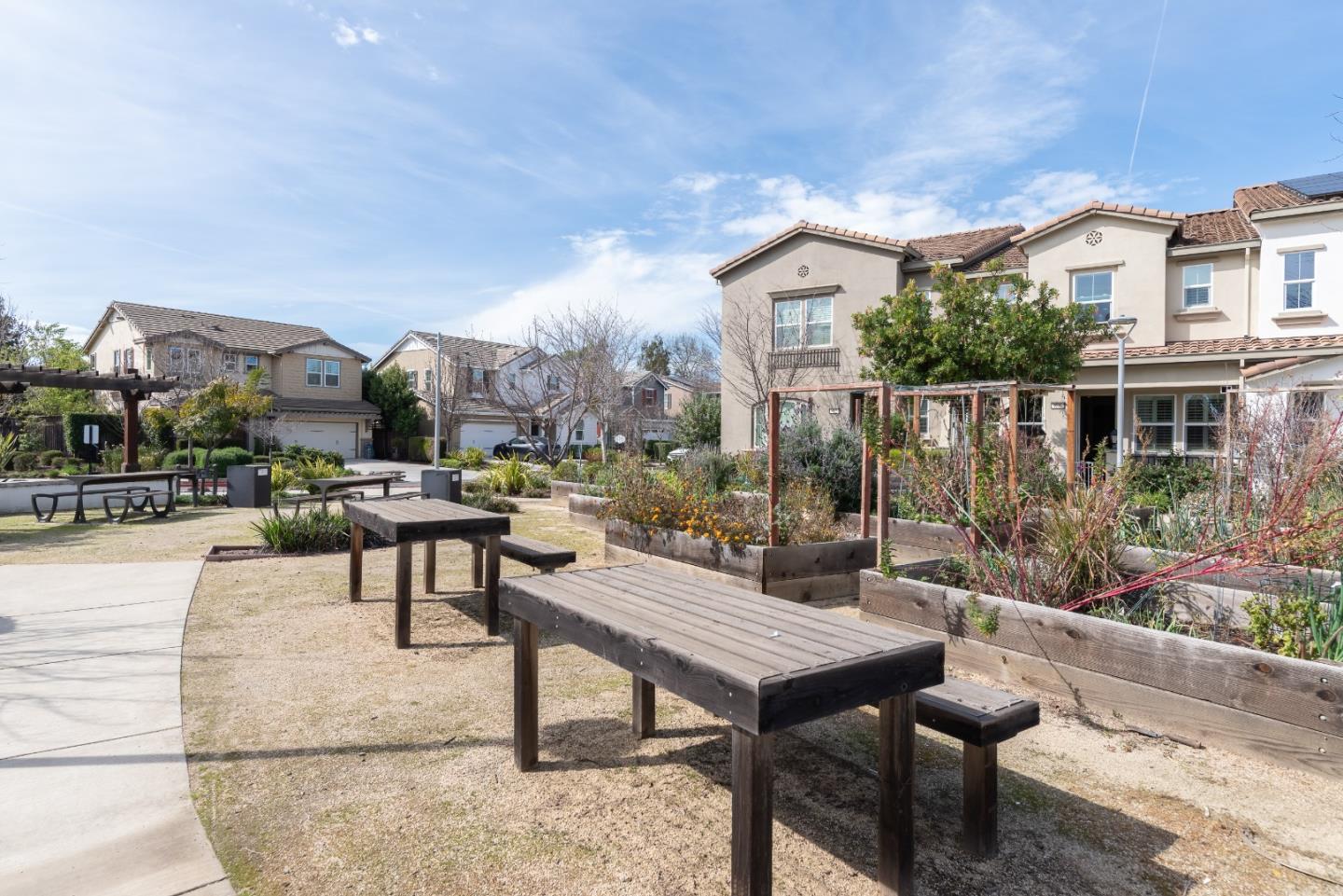 Detail Gallery Image 47 of 65 For 17106 Saint Brendan Loop, Morgan Hill,  CA 95037 - 3 Beds | 2/1 Baths