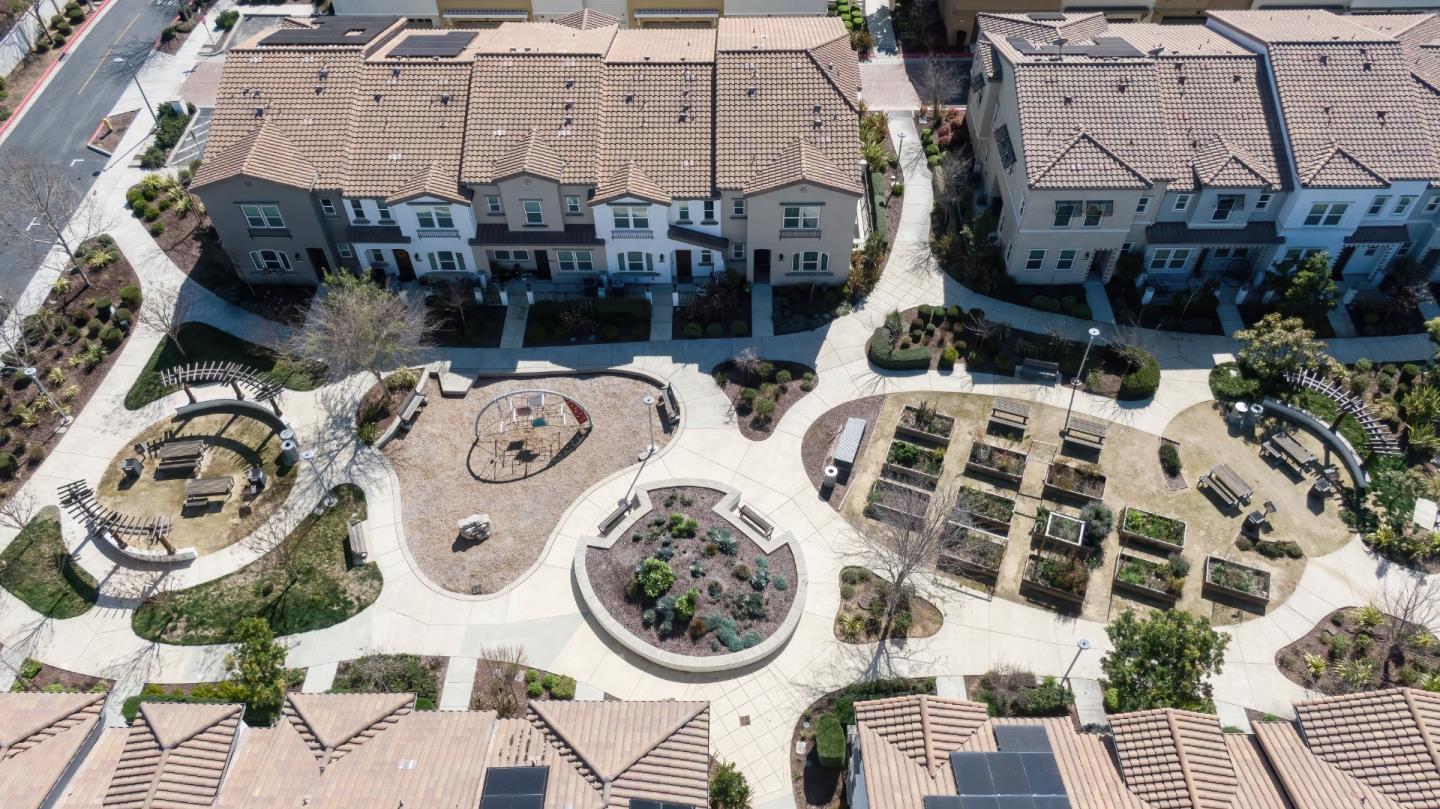 Detail Gallery Image 52 of 65 For 17106 Saint Brendan Loop, Morgan Hill,  CA 95037 - 3 Beds | 2/1 Baths