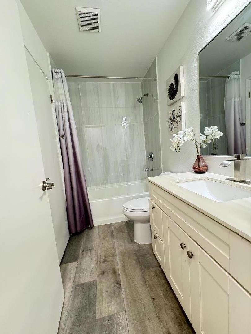 Detail Gallery Image 27 of 38 For 5705 Makati Cir #F,  San Jose,  CA 95123 - 2 Beds | 2 Baths