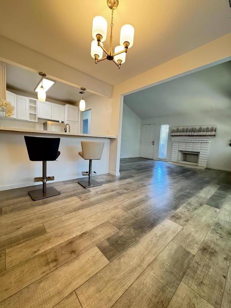 Detail Gallery Image 9 of 38 For 5705 Makati Cir #F,  San Jose,  CA 95123 - 2 Beds | 2 Baths