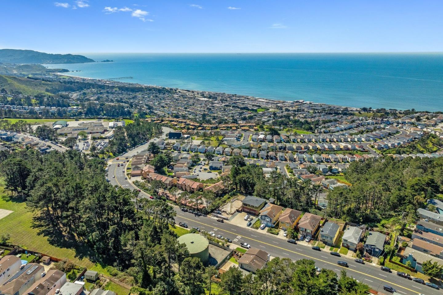 627 Hickey Boulevard UNIT D, Pacifica, CA, 94044