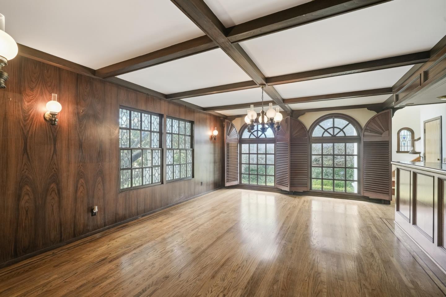 Detail Gallery Image 16 of 62 For 730 Hillsborough Blvd, Hillsborough,  CA 94010 - 5 Beds | 5 Baths