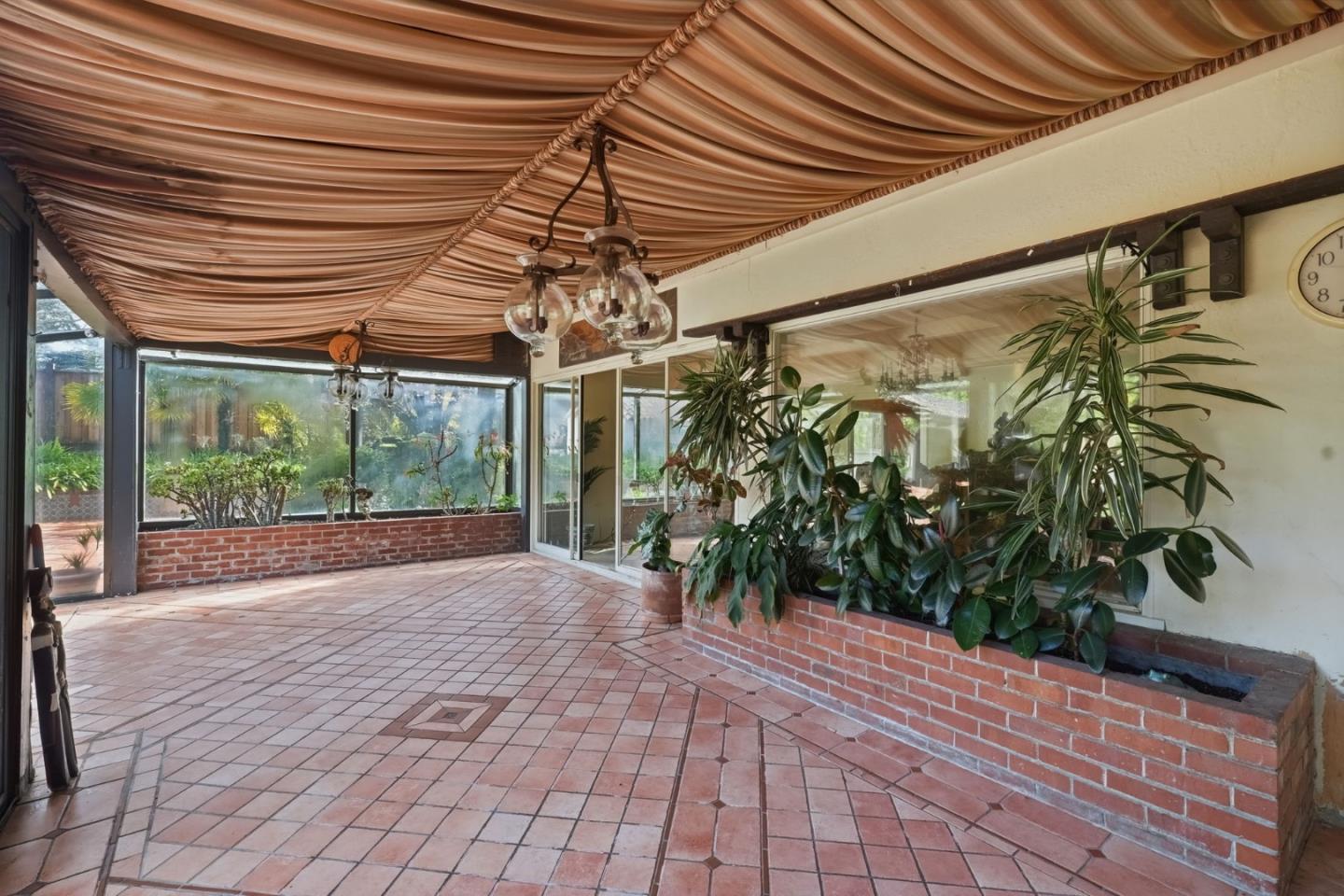 Detail Gallery Image 26 of 62 For 730 Hillsborough Blvd, Hillsborough,  CA 94010 - 5 Beds | 5 Baths