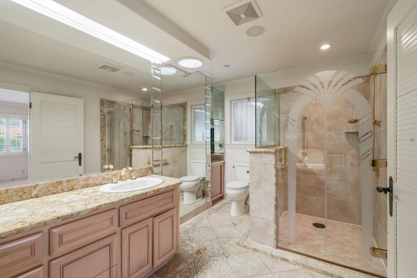 Detail Gallery Image 35 of 62 For 730 Hillsborough Blvd, Hillsborough,  CA 94010 - 5 Beds | 5 Baths