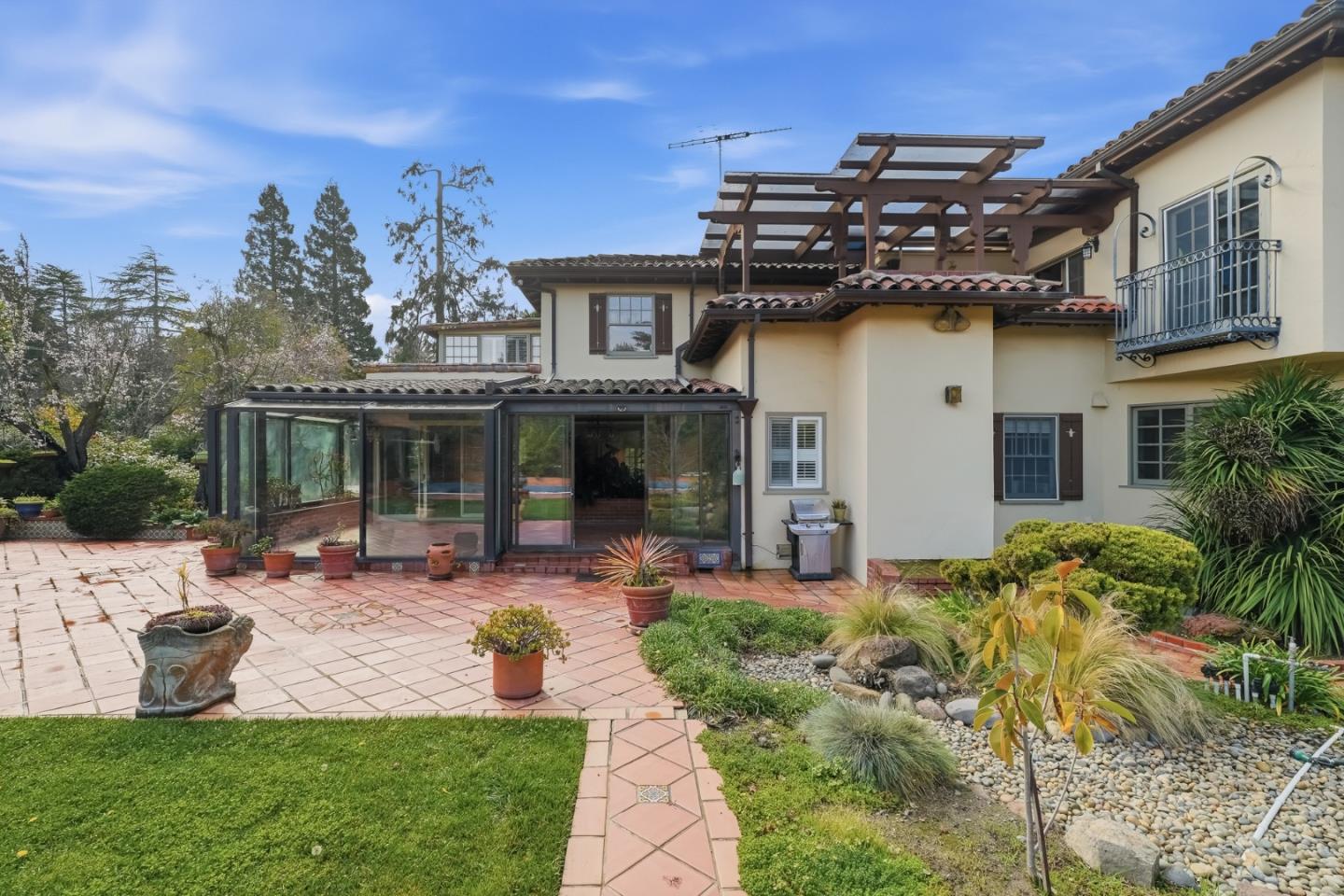 Detail Gallery Image 51 of 62 For 730 Hillsborough Blvd, Hillsborough,  CA 94010 - 5 Beds | 5 Baths