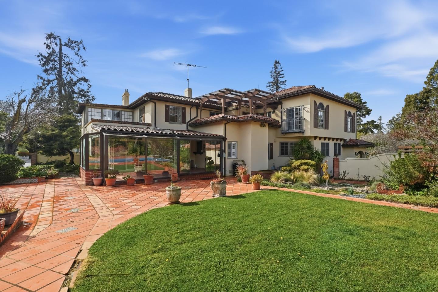 Detail Gallery Image 54 of 62 For 730 Hillsborough Blvd, Hillsborough,  CA 94010 - 5 Beds | 5 Baths