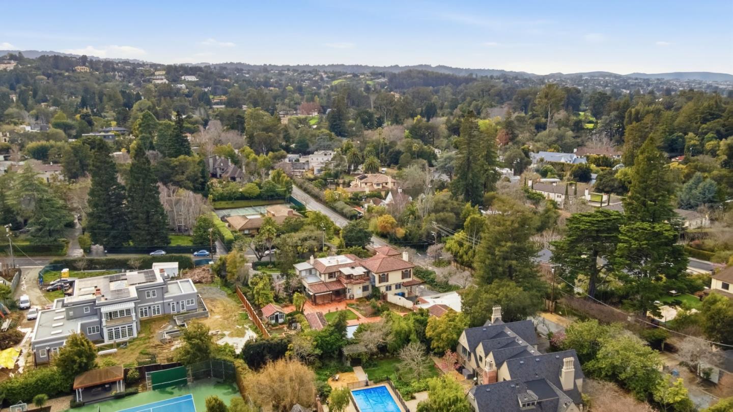 Detail Gallery Image 60 of 62 For 730 Hillsborough Blvd, Hillsborough,  CA 94010 - 5 Beds | 5 Baths