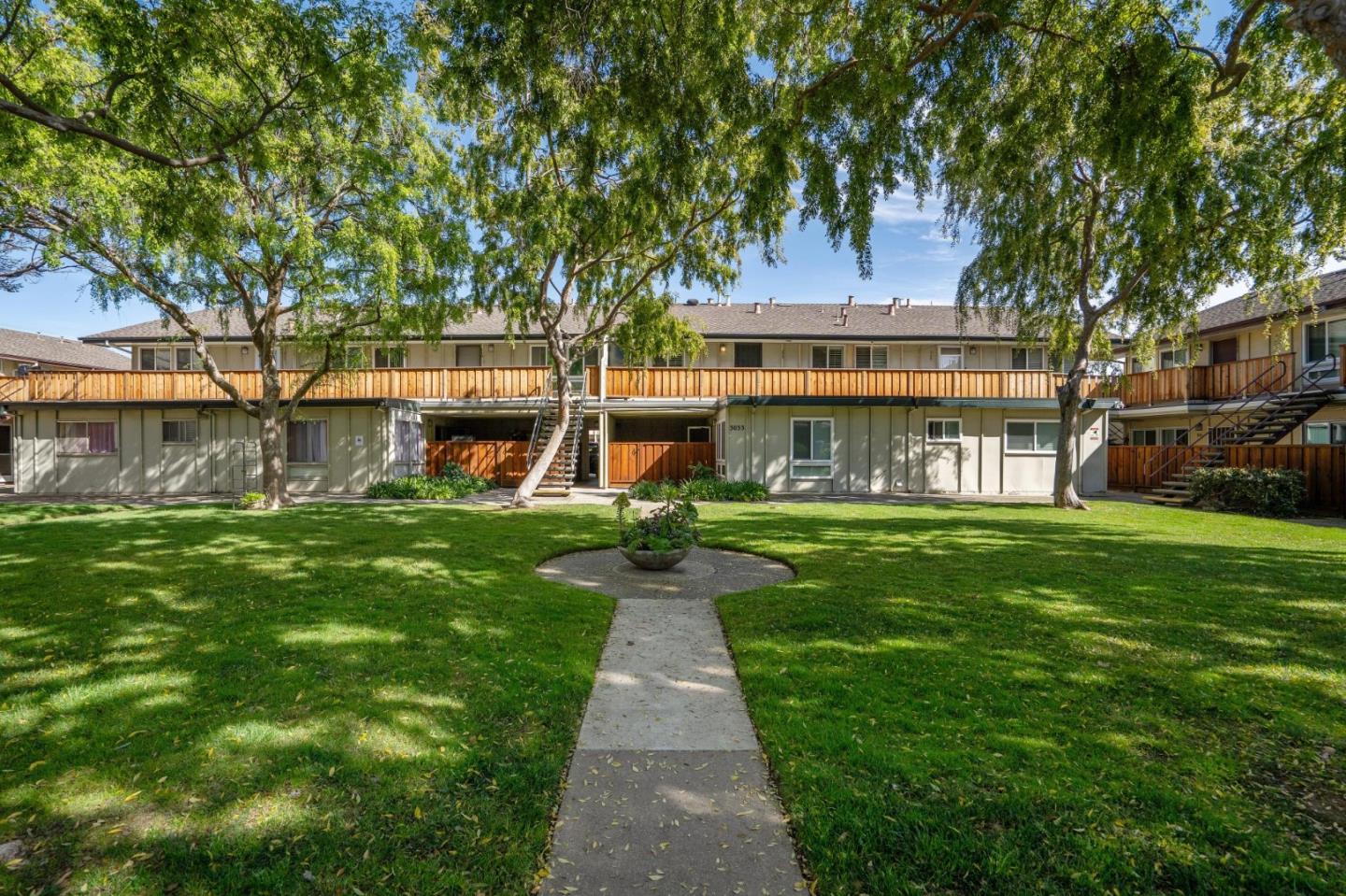 Detail Gallery Image 33 of 35 For 3033 Los Prados St #229,  San Mateo,  CA 94403 - 2 Beds | 2 Baths