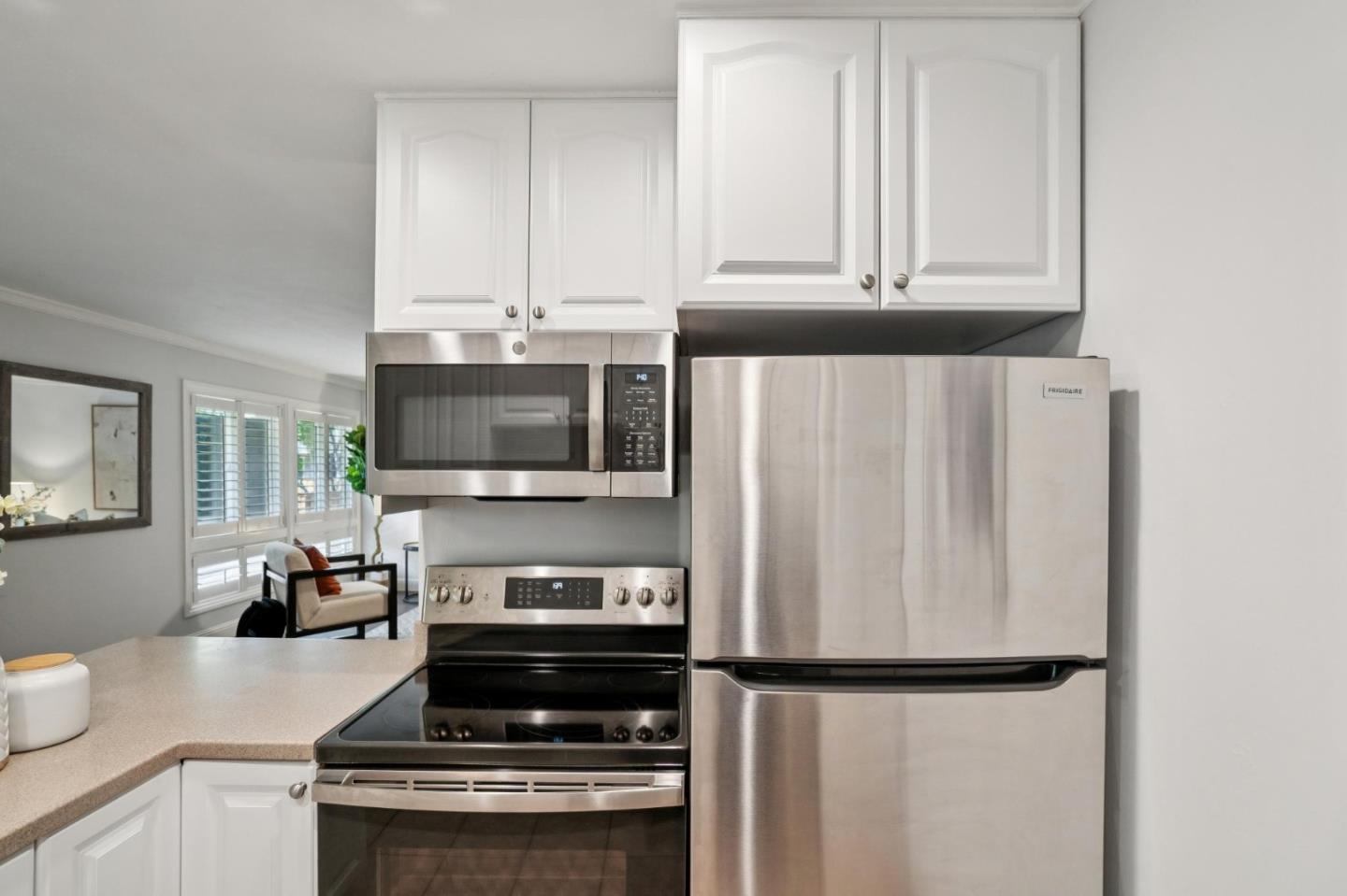 Detail Gallery Image 8 of 35 For 3033 Los Prados St #229,  San Mateo,  CA 94403 - 2 Beds | 2 Baths