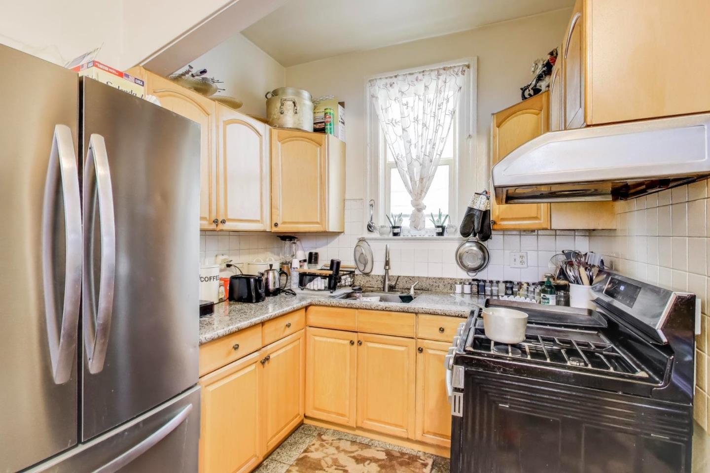 Detail Gallery Image 11 of 35 For 4592-4594 Mission St, San Francisco,  CA 94112 - – Beds | – Baths